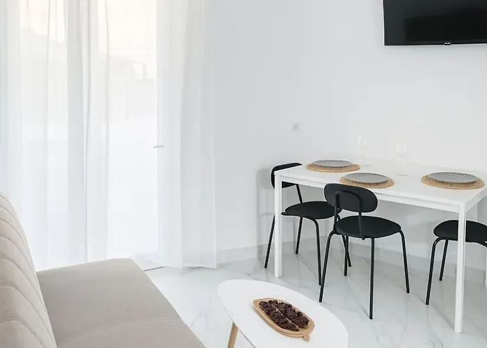 아파트 Nestia Quiet In Rhodes *