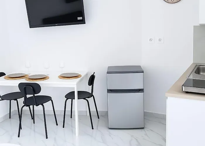 Nestia Quiet In Rhodes 아파트 아판토우